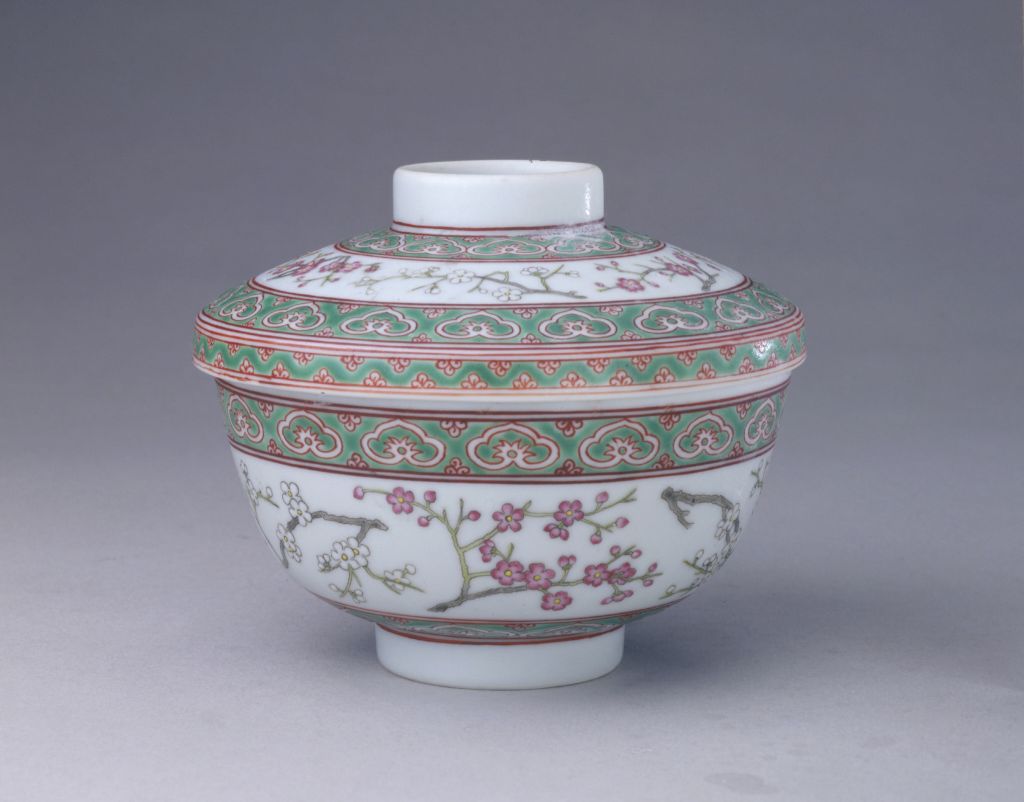 图片[1]-“Shendetang made” pink plum blossom covered bowl-China Archive